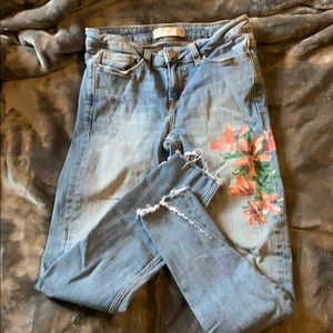 Jeans with floral